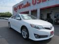 Super White - Camry SE Photo No. 2