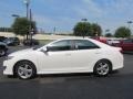 Super White - Camry SE Photo No. 5