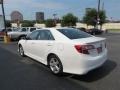 Super White - Camry SE Photo No. 6