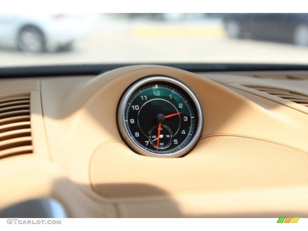 2016 Porsche Cayenne GTS Gauges Photo #106038253