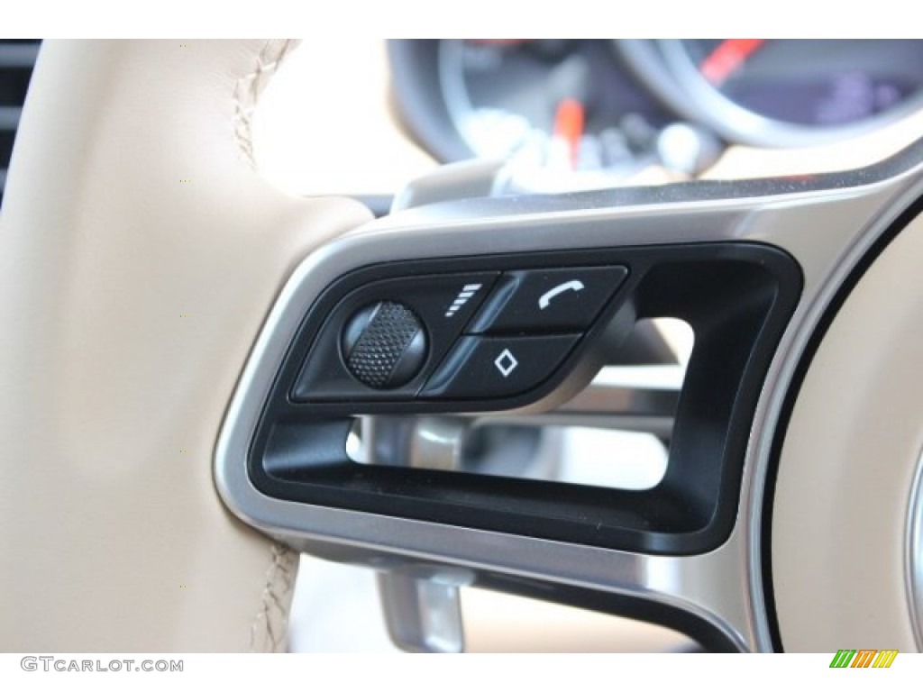 2016 Porsche Cayenne GTS Controls Photo #106038426