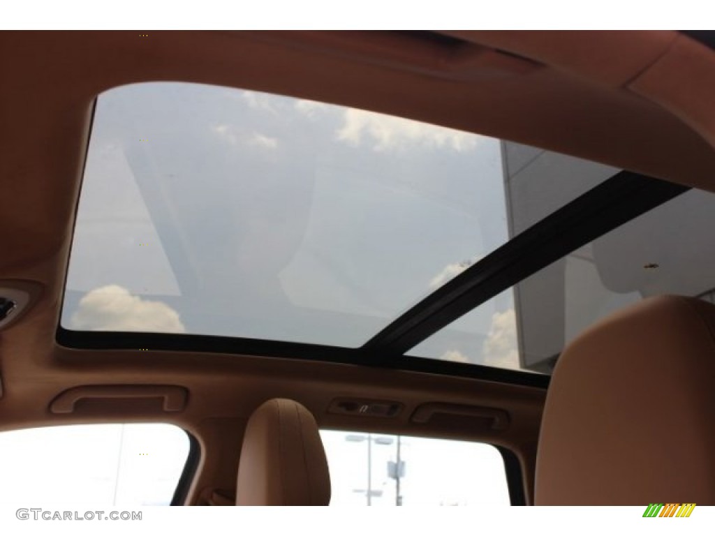 2016 Porsche Cayenne GTS Sunroof Photo #106038505