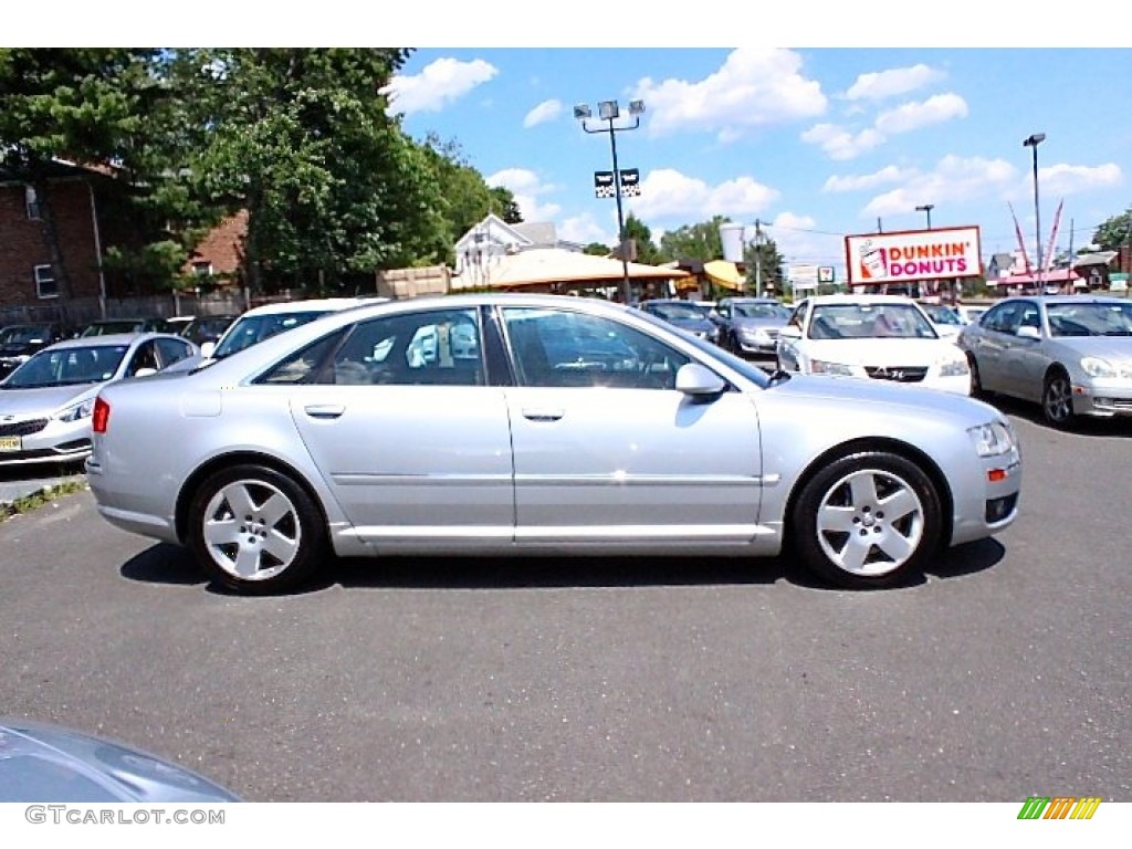2007 A8 4.2 quattro - Light Silver Metallic / Sand Beige photo #11