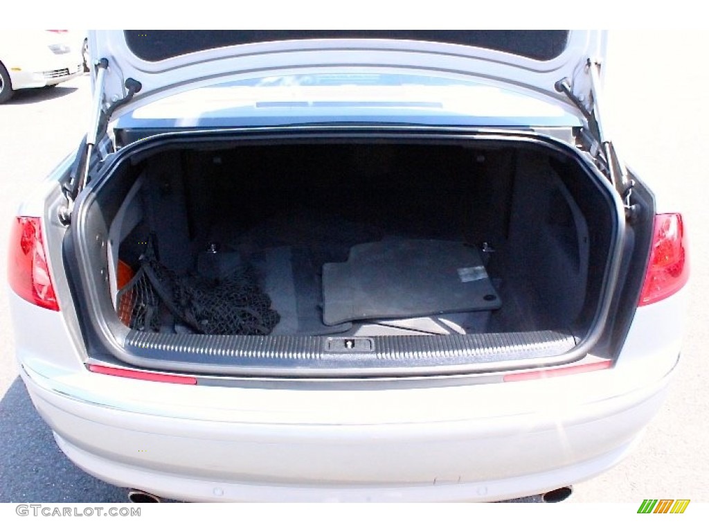 2007 A8 4.2 quattro - Light Silver Metallic / Sand Beige photo #30