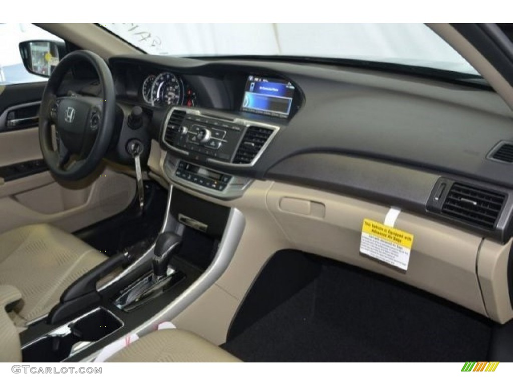 2015 Accord LX Sedan - Crystal Black Pearl / Ivory photo #23