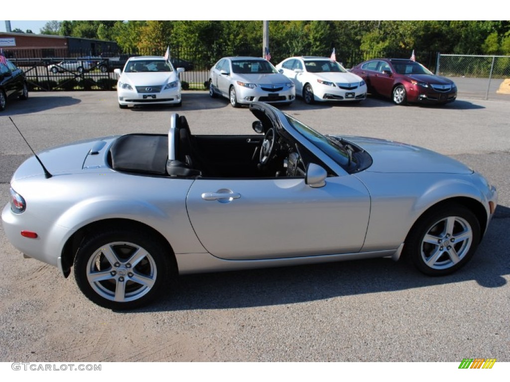 2007 MX-5 Miata Touring Roadster - Sunlight Silver Metallic / Black photo #17