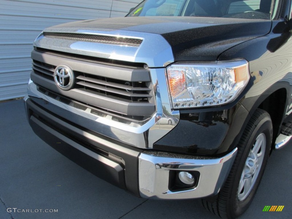 2015 Tundra SR5 CrewMax - Black / Black photo #10