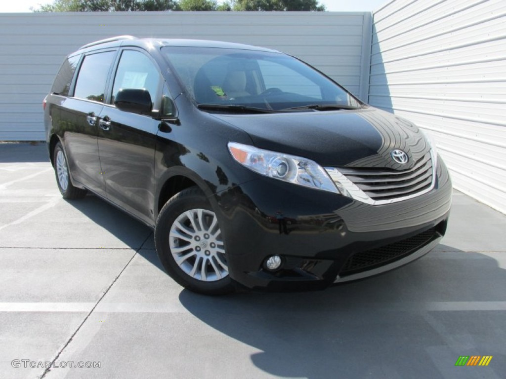 2015 Sienna XLE - Attitude Black / Bisque photo #1