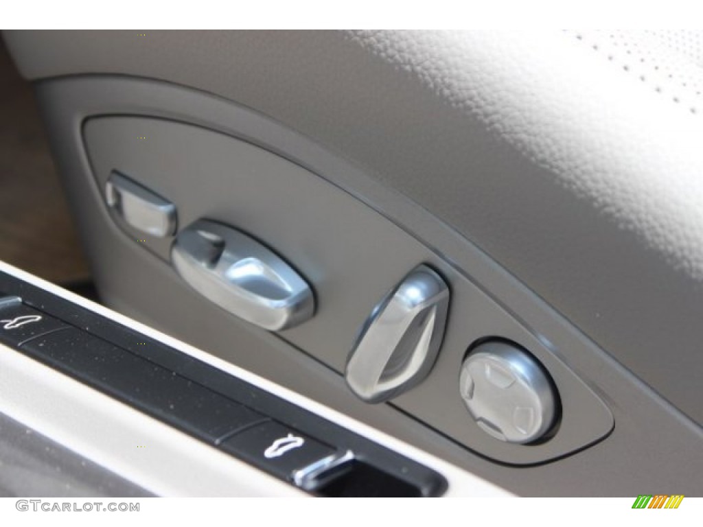 2016 Porsche 911 Carrera 4S Cabriolet Controls Photo #106068459