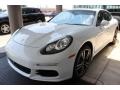 White - Panamera Edition Photo No. 3