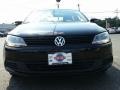 Black - Jetta SE Sedan Photo No. 2