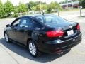Black - Jetta SE Sedan Photo No. 9