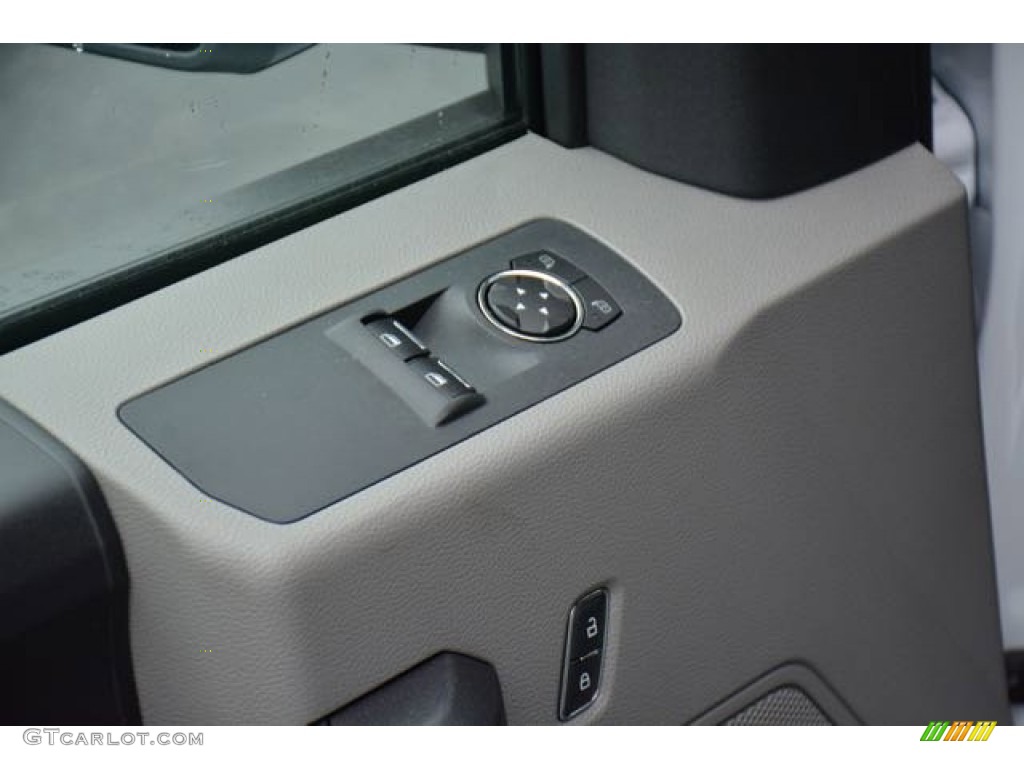 2015 F150 XL Regular Cab - Oxford White / Medium Earth Gray photo #12