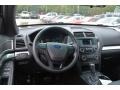 2016 Oxford White Ford Explorer XLT  photo #4