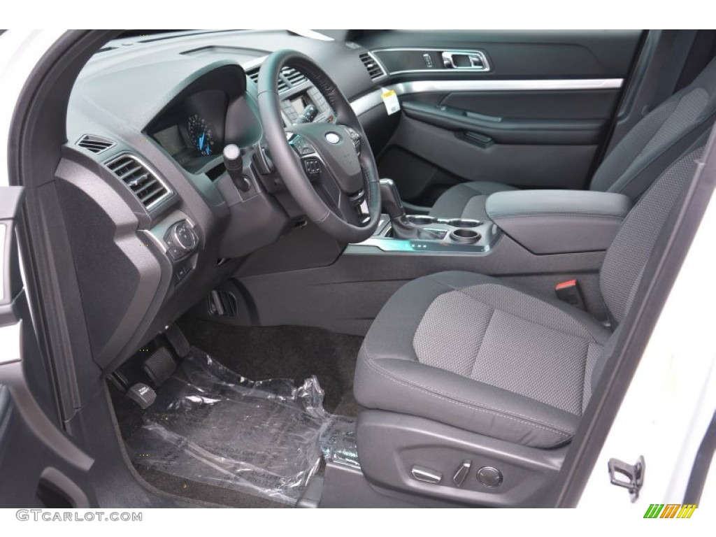 2016 Explorer XLT - Oxford White / Ebony Black photo #5