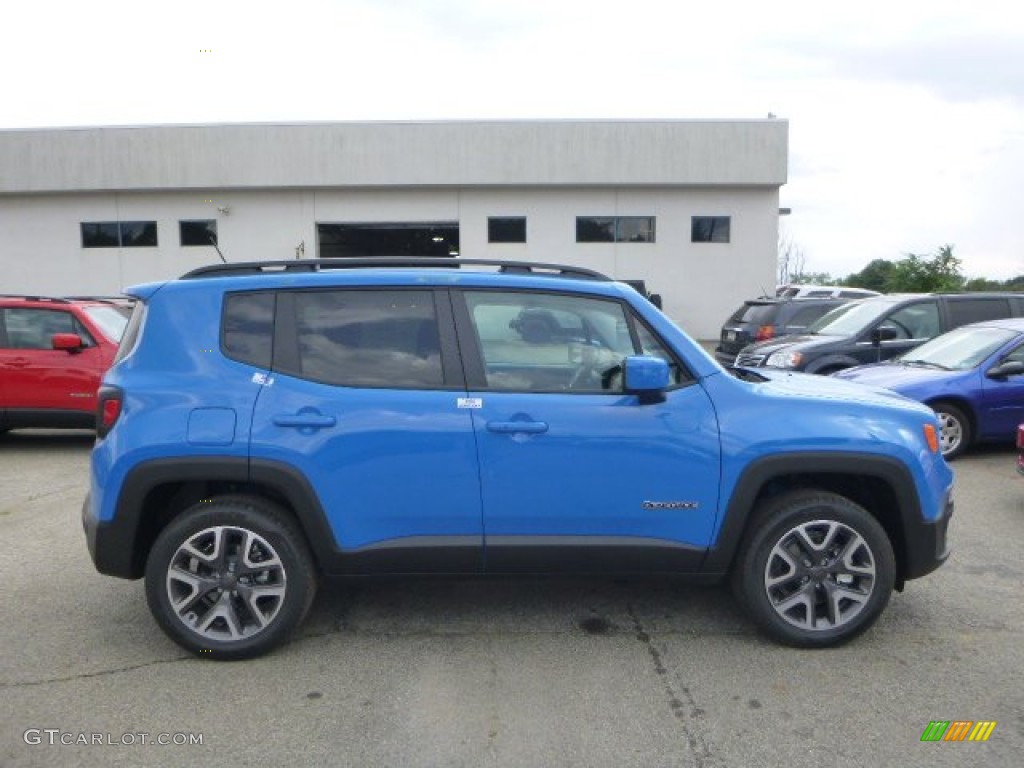 2015 Renegade Latitude 4x4 - Sierra Blue / Black photo #10