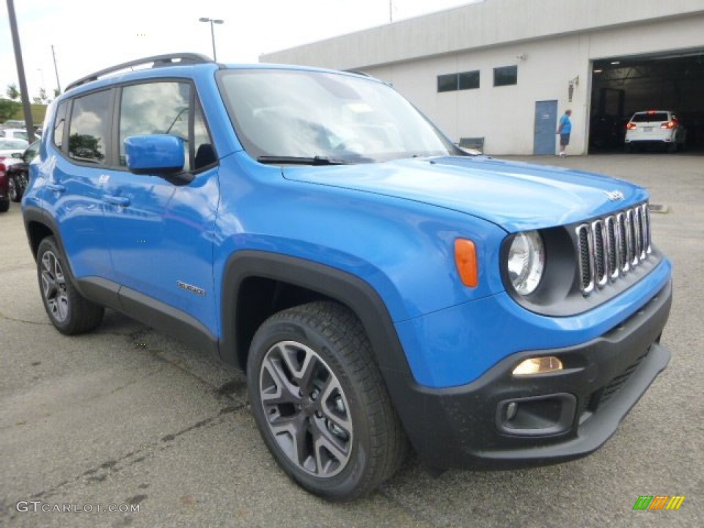 2015 Renegade Latitude 4x4 - Sierra Blue / Black photo #12