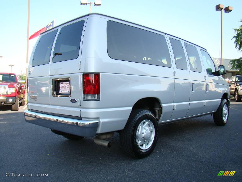 2008 E Series Van E350 Super Duty XLT Passenger - Silver Metallic / Medium Flint photo #3