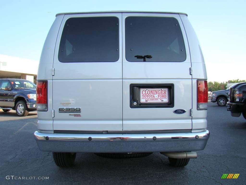 2008 E Series Van E350 Super Duty XLT Passenger - Silver Metallic / Medium Flint photo #4