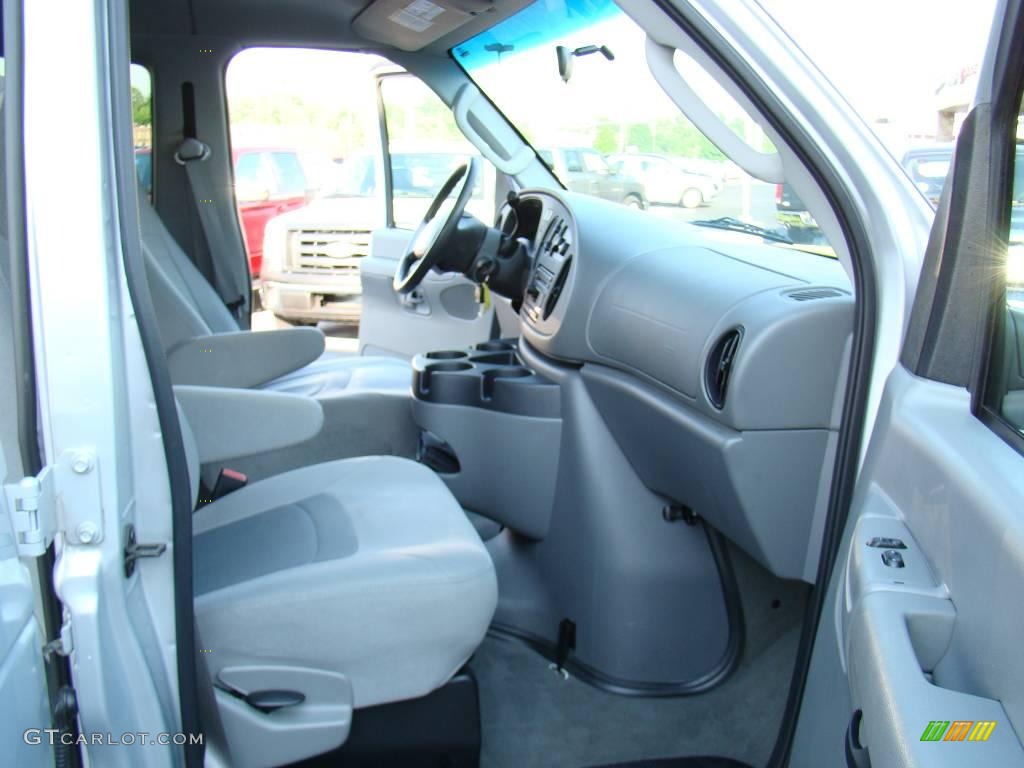 2008 E Series Van E350 Super Duty XLT Passenger - Silver Metallic / Medium Flint photo #13