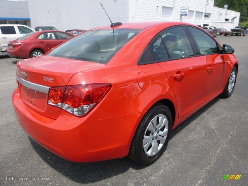 2016 Cruze Limited LS - Red Hot / Jet Black/Medium Titanium photo #4