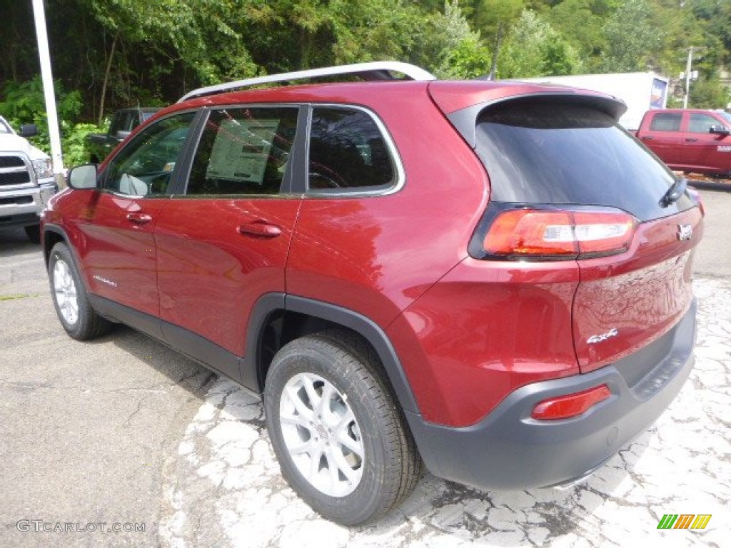 2016 Deep Cherry Red Crystal Pearl Jeep Cherokee Latitude 4x4