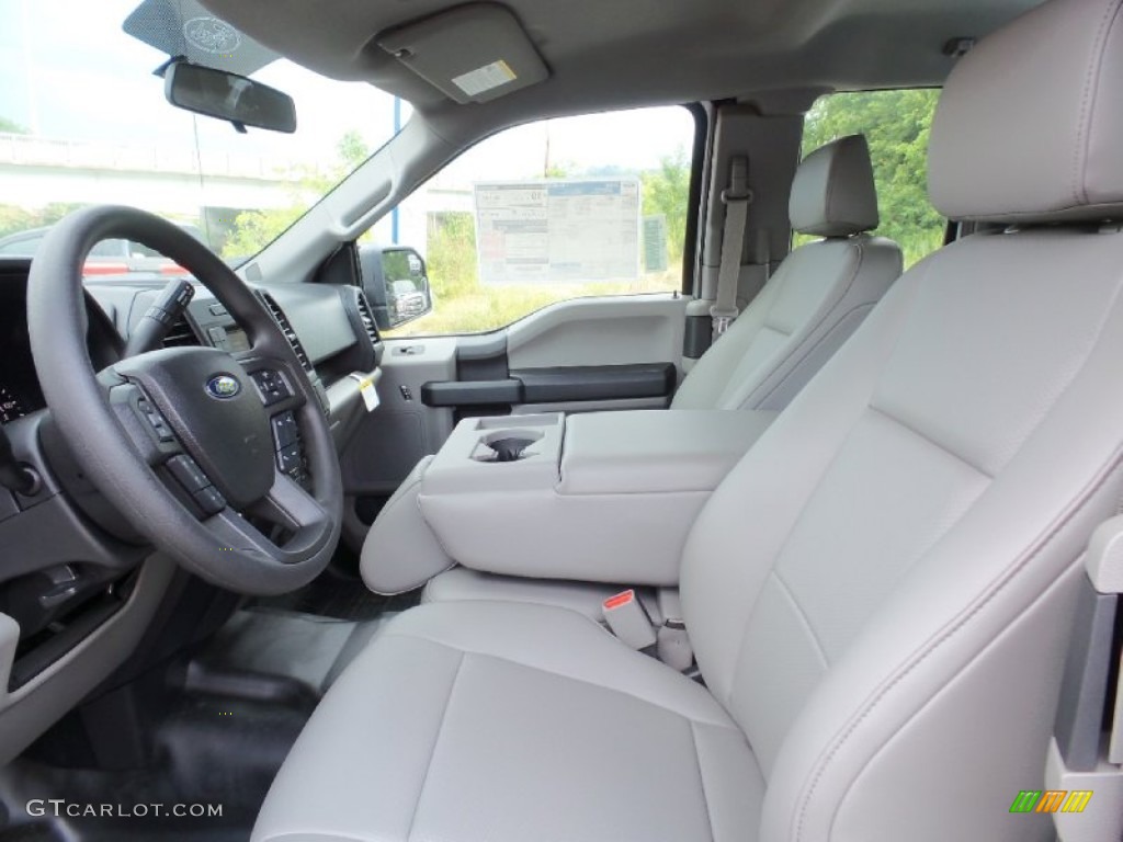 Medium Earth Gray Interior 2015 Ford F150 XL SuperCab 4x4 Photo #106095956