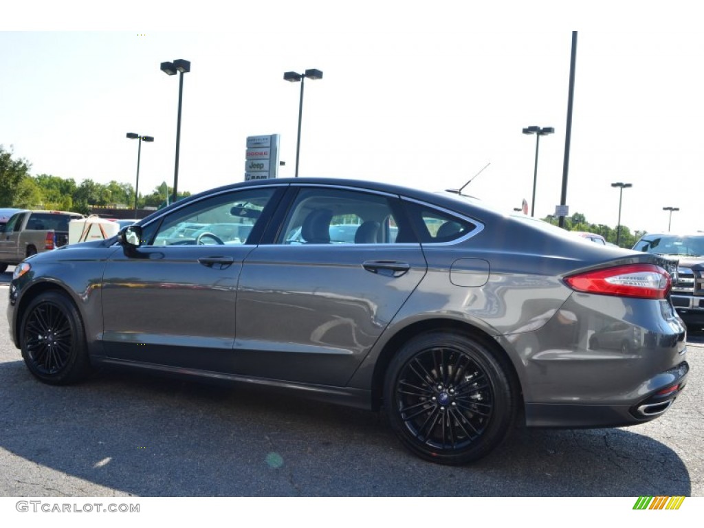 2016 Fusion SE - Magnetic Metallic / Charcoal Black photo #21