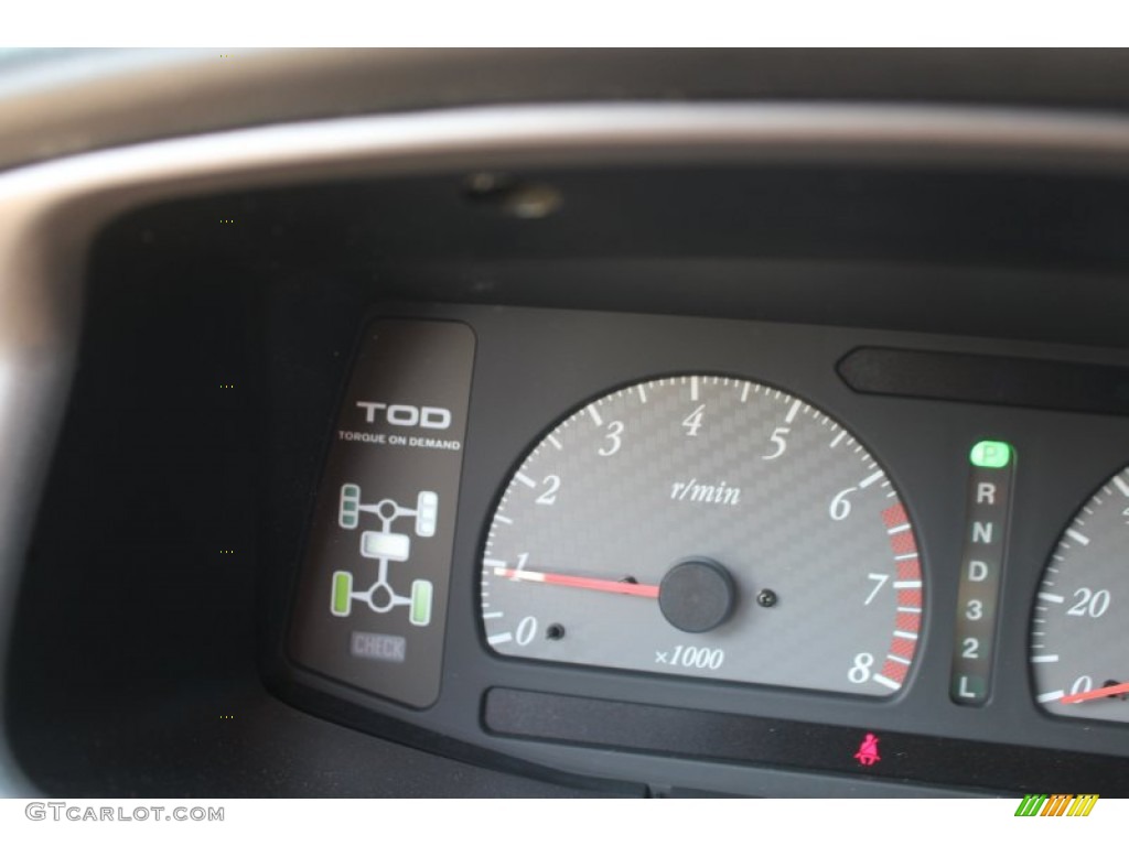 1999 Isuzu VehiCROSS Standard VehiCROSS Model Gauges Photo #106102060