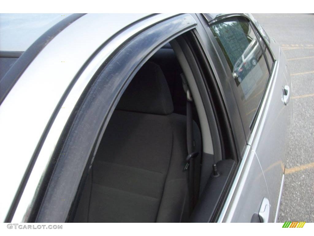 2006 Accord SE Sedan - Alabaster Silver Metallic / Gray photo #18