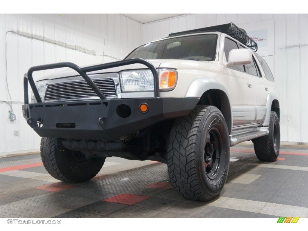 1998 4Runner Limited 4x4 - White / Oak photo #3