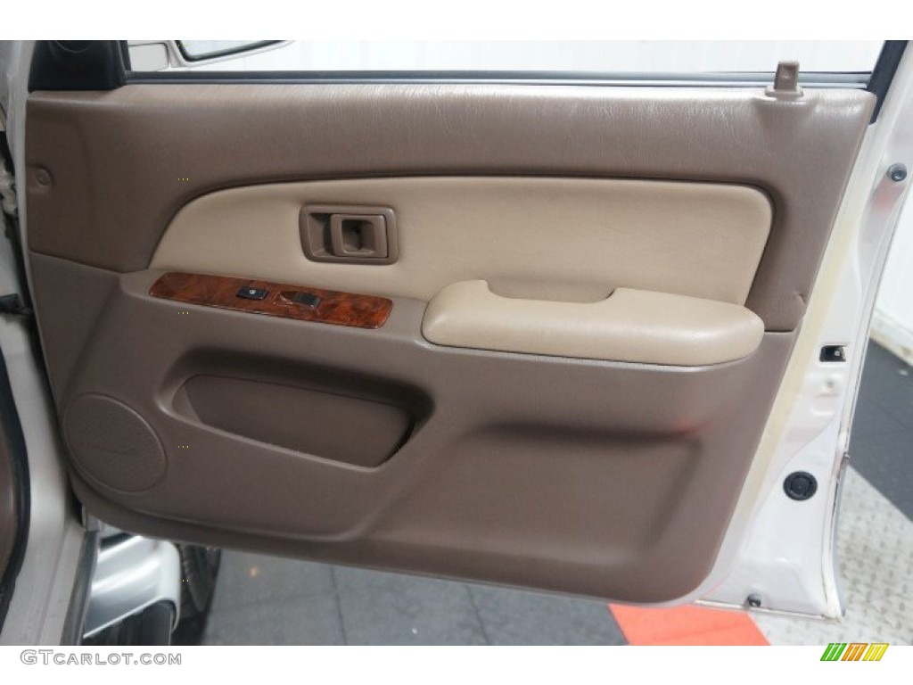 1998 4Runner Limited 4x4 - White / Oak photo #17