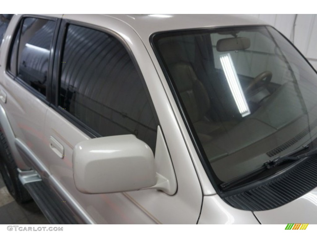 1998 4Runner Limited 4x4 - White / Oak photo #78
