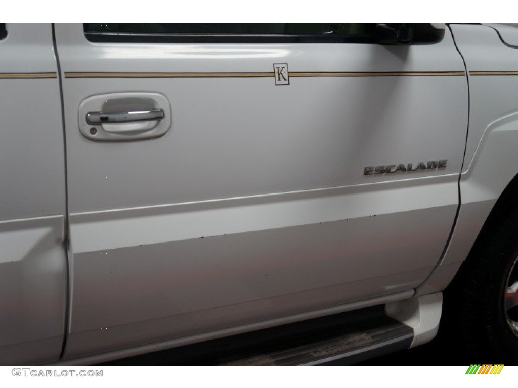 2002 Escalade AWD - Aspen White / Shale photo #57