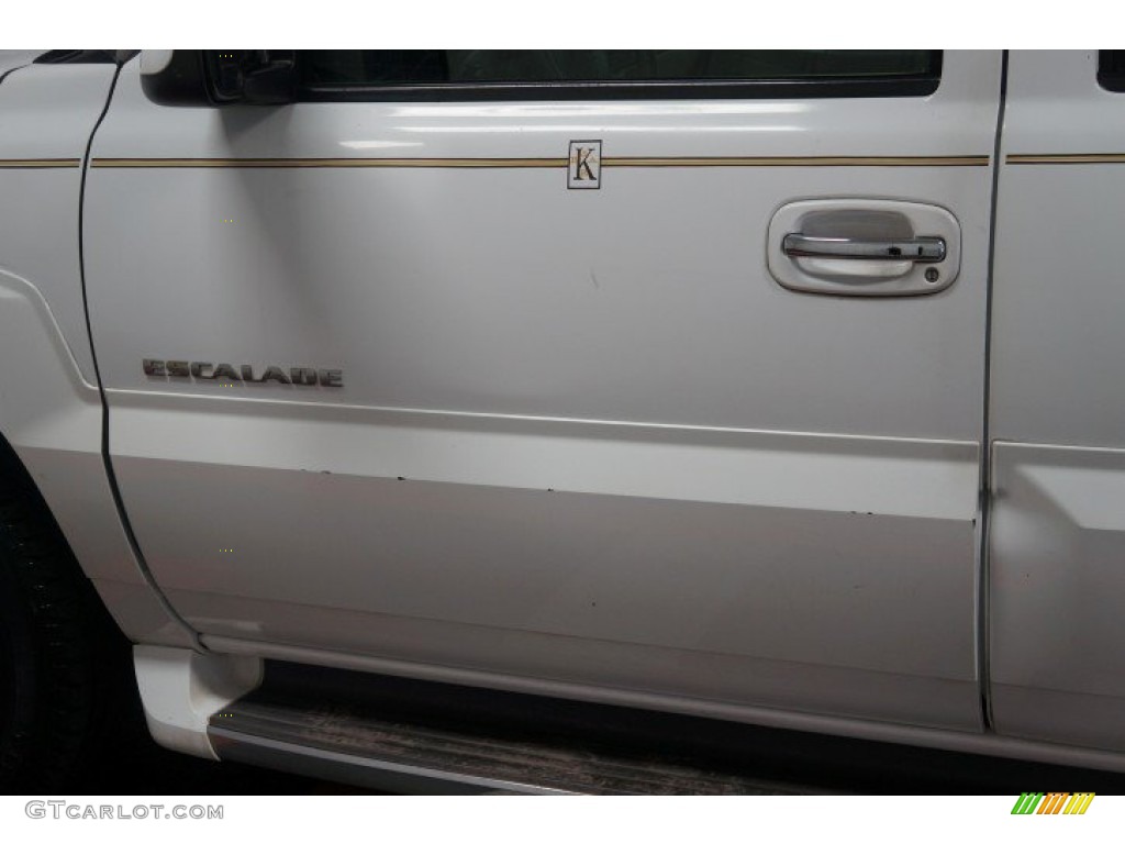 2002 Escalade AWD - Aspen White / Shale photo #71