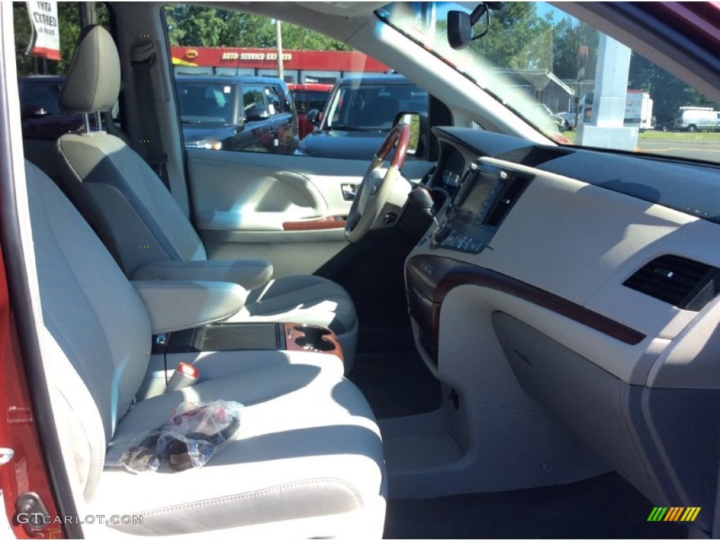 2012 Sienna Limited AWD - Salsa Red Pearl / Light Gray photo #22