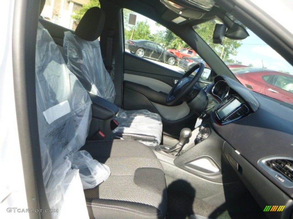 2016 Dart SXT Rallye Blacktop - Bright White / Black photo #9