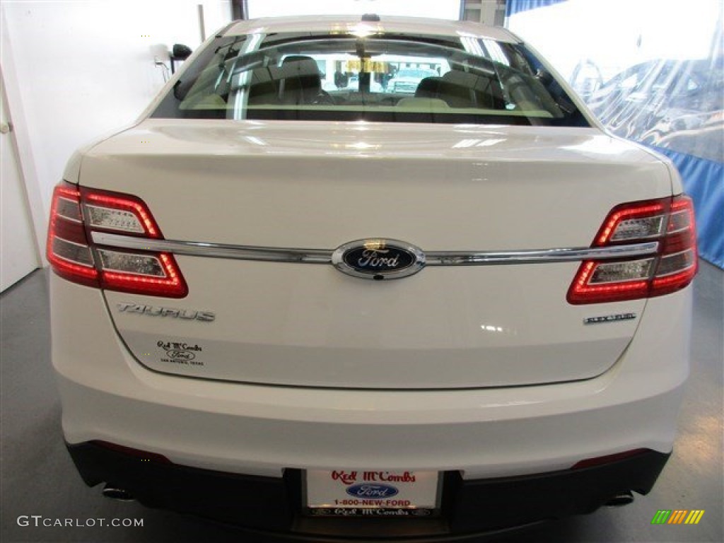 2015 Taurus SE - Oxford White / Dune photo #5