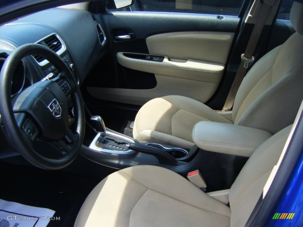 2013 Avenger SE - Blue Streak Pearl / Black/Light Frost Beige photo #6