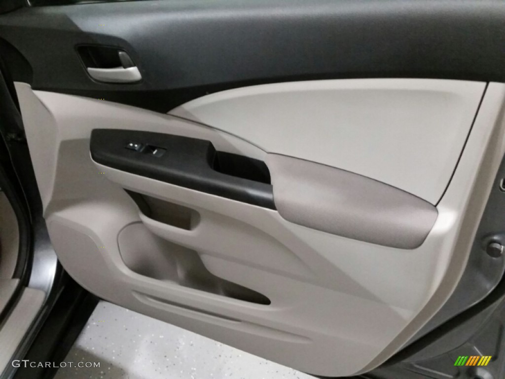 2013 CR-V LX AWD - Polished Metal Metallic / Gray photo #13