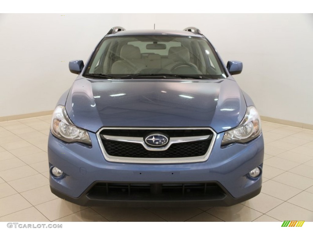 2014 XV Crosstrek 2.0i Premium - Quartz Blue Pearl / Ivory photo #2