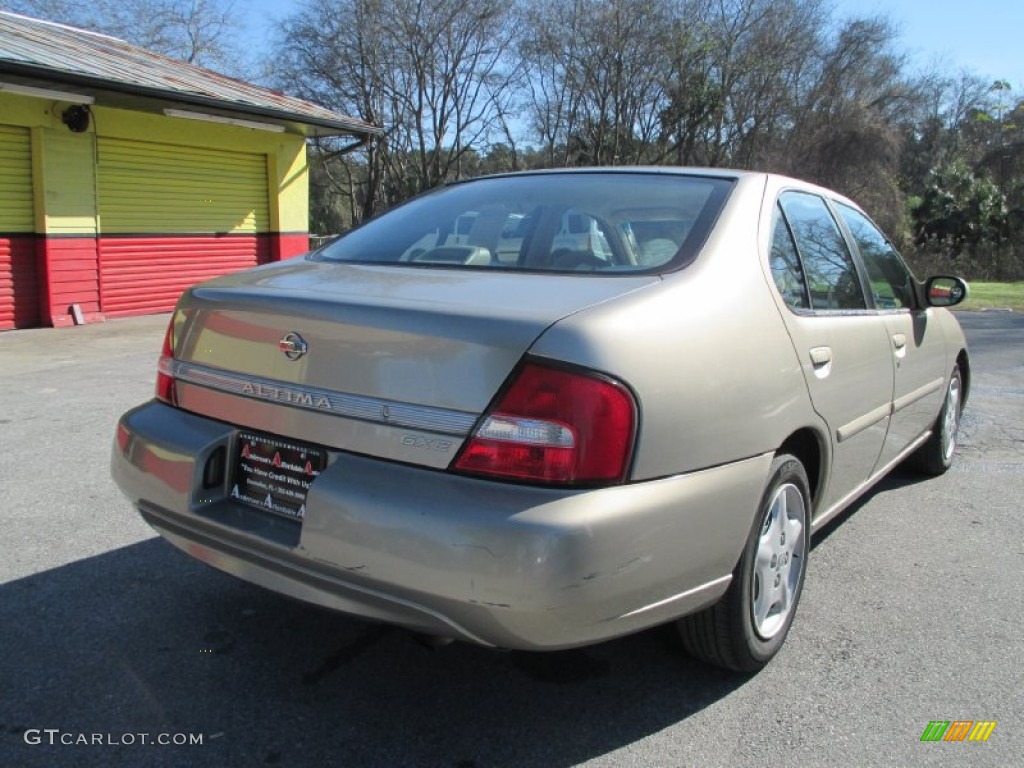 2000 Altima GXE - Sandrift Beige Metallic / Blond photo #3