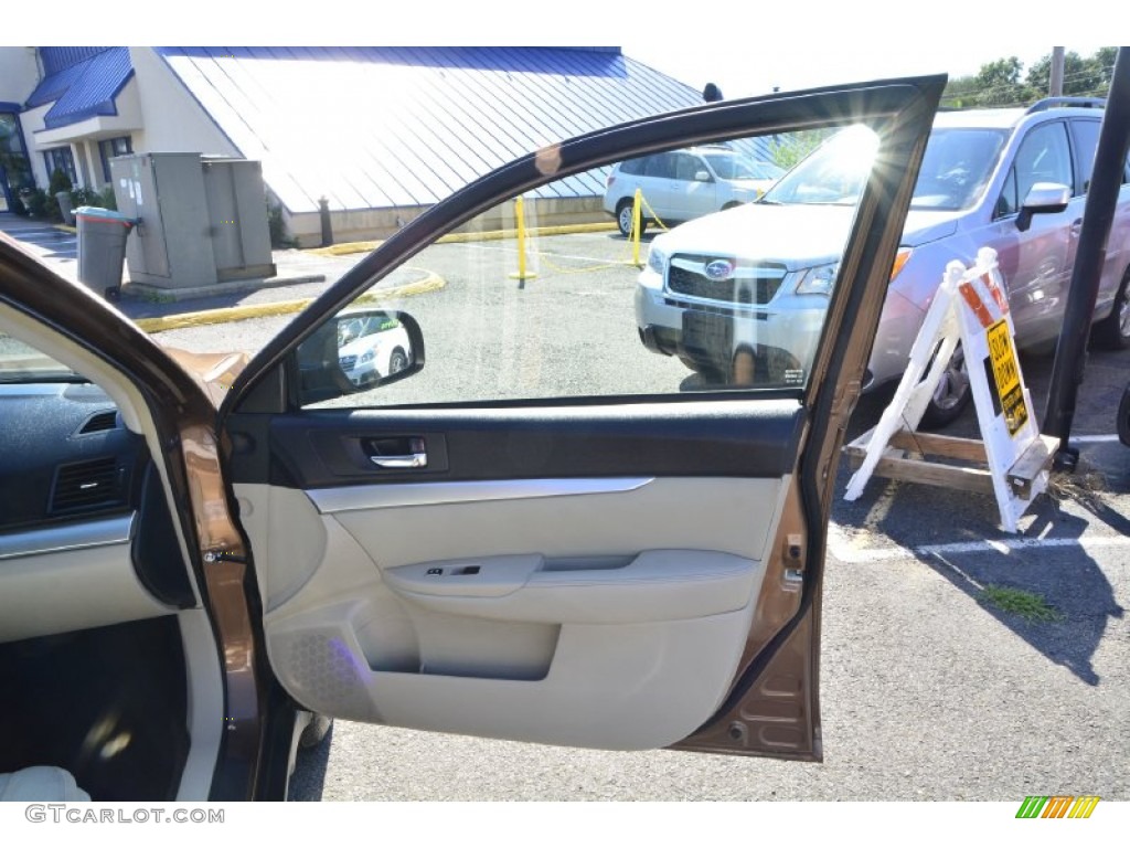 2012 Outback 2.5i Premium - Caramel Bronze Pearl / Warm Ivory photo #17