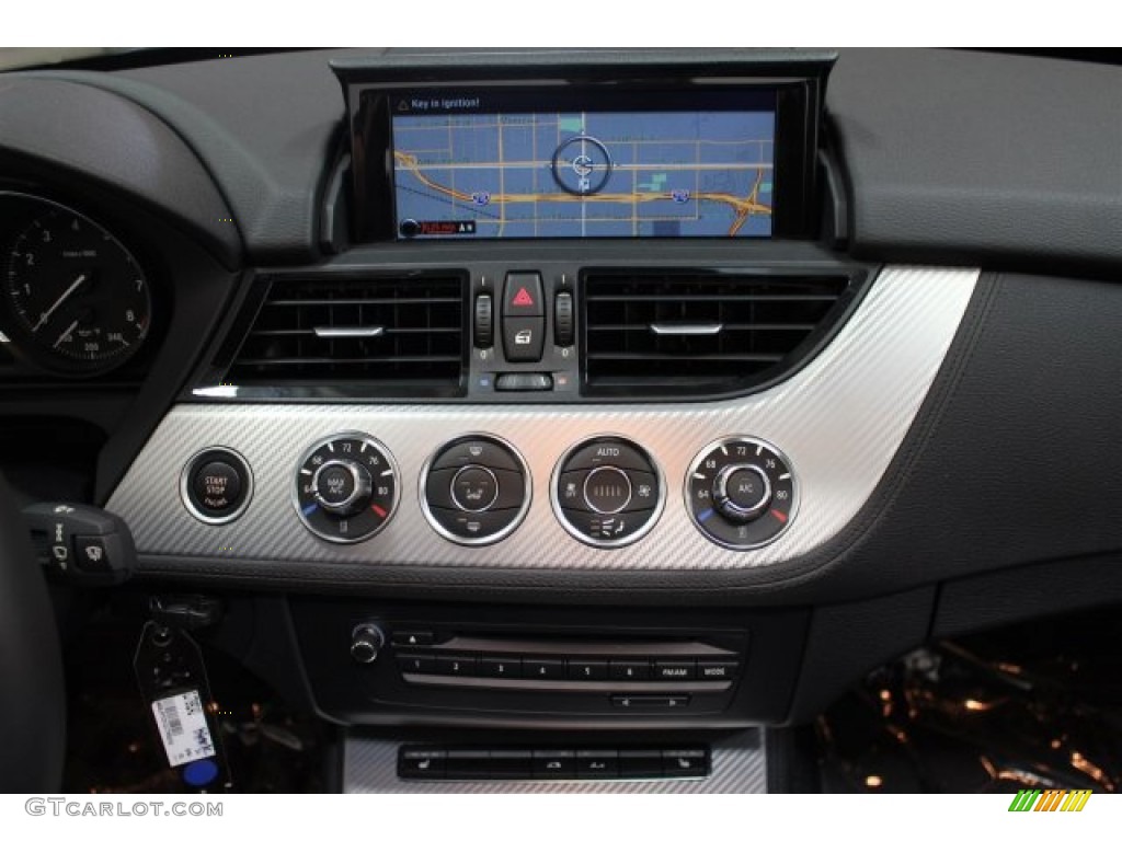 2016 BMW Z4 sDrive35i Controls Photo #106133140