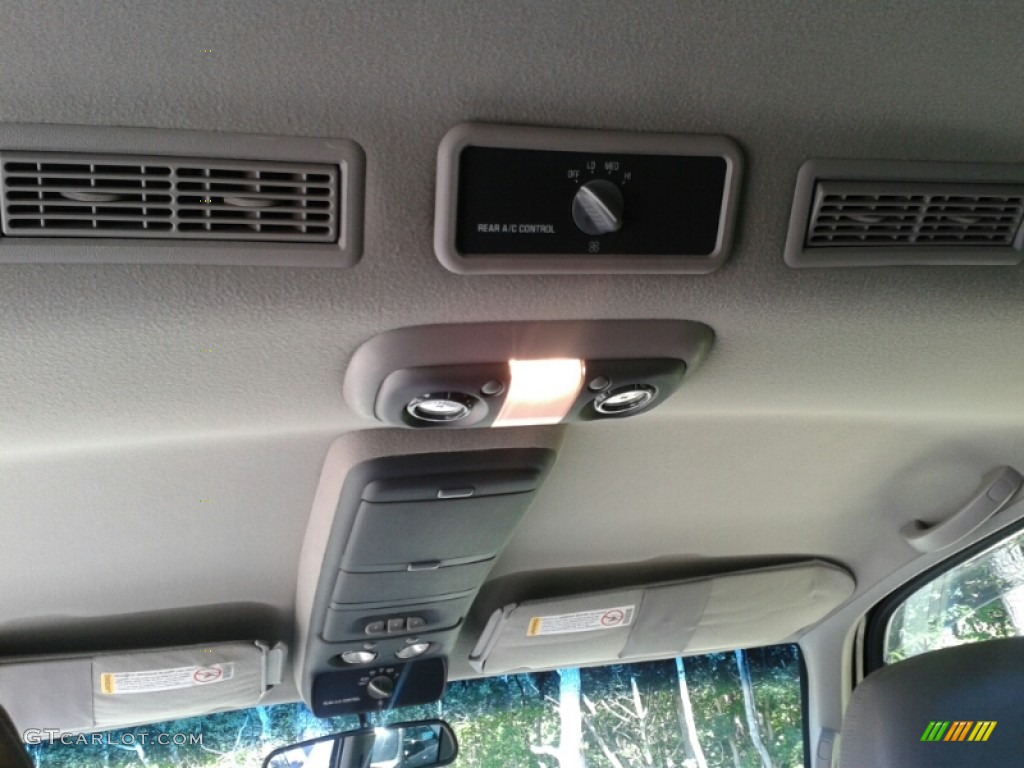 1999 Tahoe LT 4x4 - Onyx Black / Gray photo #16