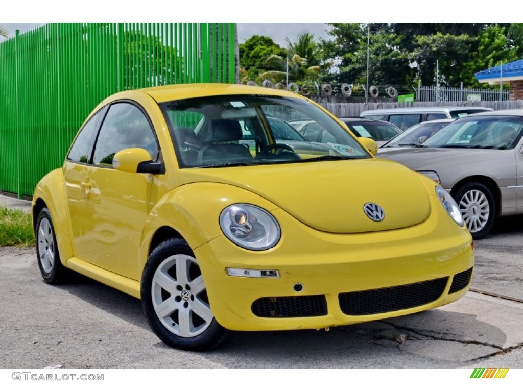 2007 New Beetle 2.5 Coupe - Sunflower Yellow / Black photo #1