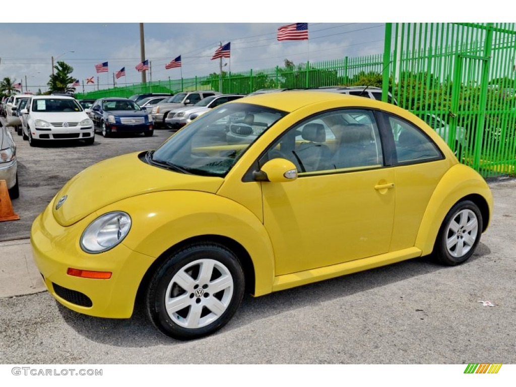 2007 New Beetle 2.5 Coupe - Sunflower Yellow / Black photo #6