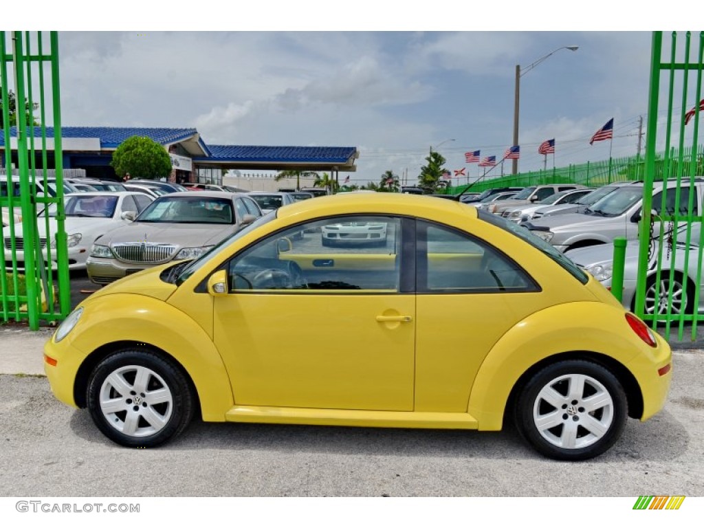 2007 New Beetle 2.5 Coupe - Sunflower Yellow / Black photo #8