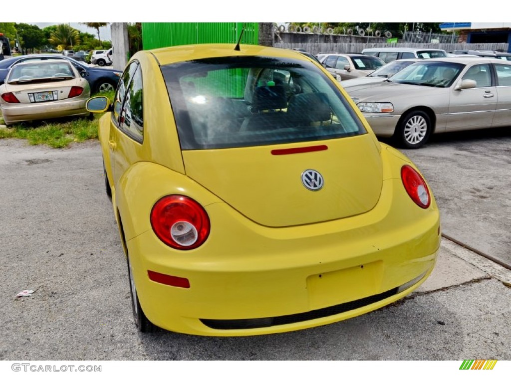 2007 New Beetle 2.5 Coupe - Sunflower Yellow / Black photo #11