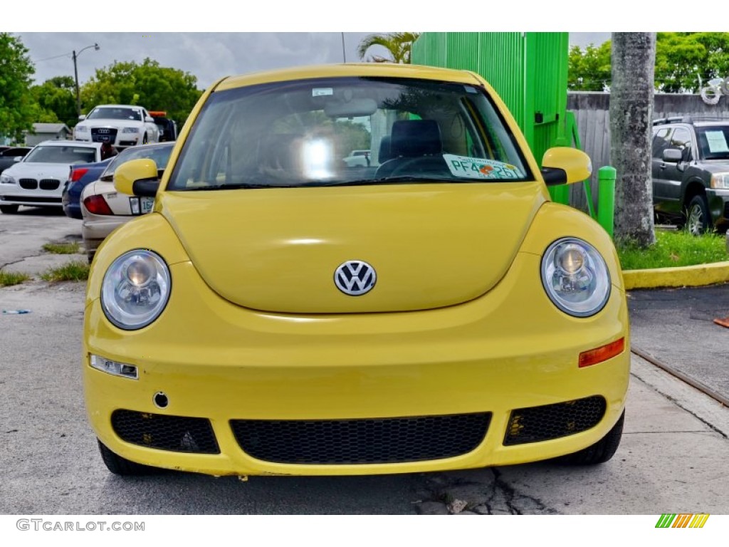 2007 New Beetle 2.5 Coupe - Sunflower Yellow / Black photo #30
